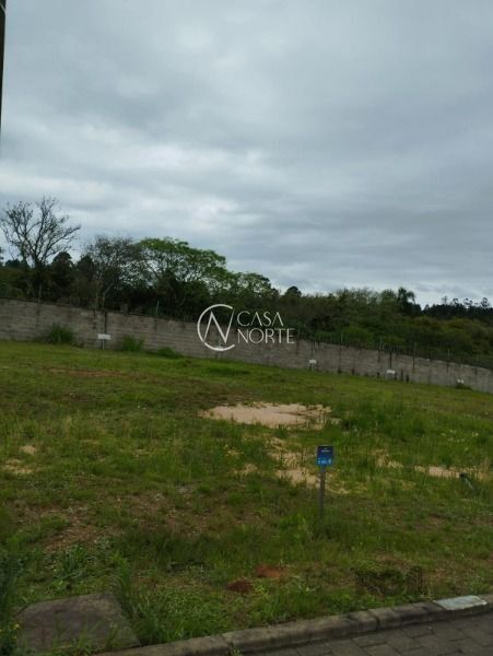 Terreno à venda  com 141m², Rua Talita da Cunha Chaves no bairro Lomba do Pinheiro em Porto Alegre