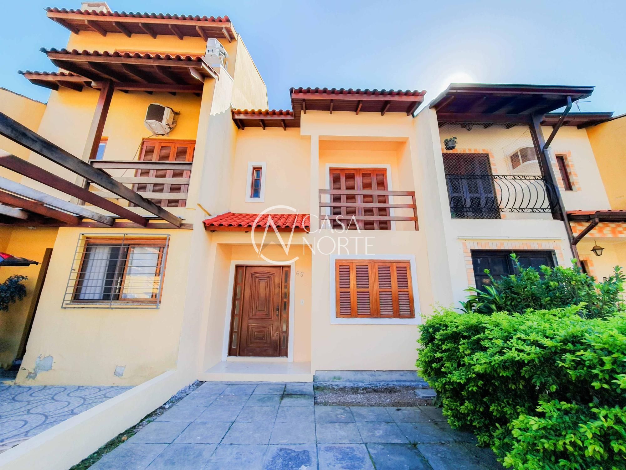 Casa de Condomínio à venda com 3 quartos, 66m², 1 vaga, Avenida Edgar Pires de Castro no bairro Hípica em Porto Alegre