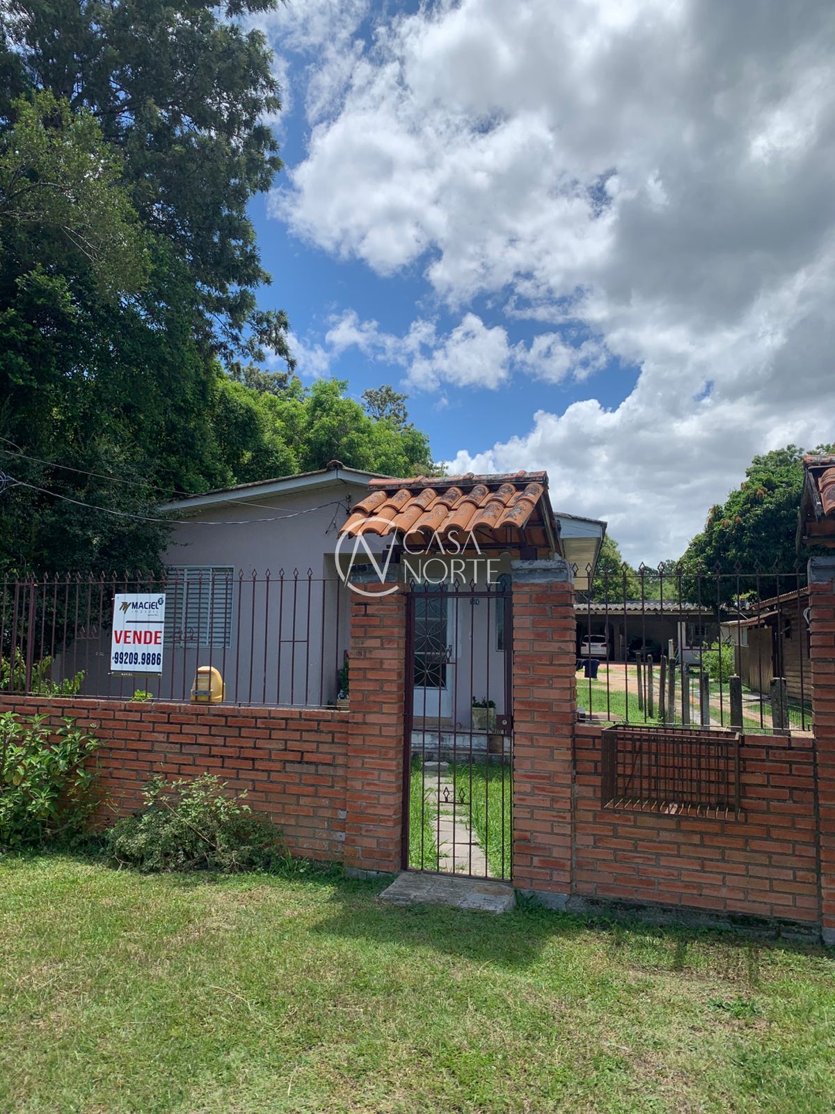 Casa à venda com 2 quartos, 30m², 2 vagas, Estrada Gedeon Leite no bairro Hípica em Porto Alegre
