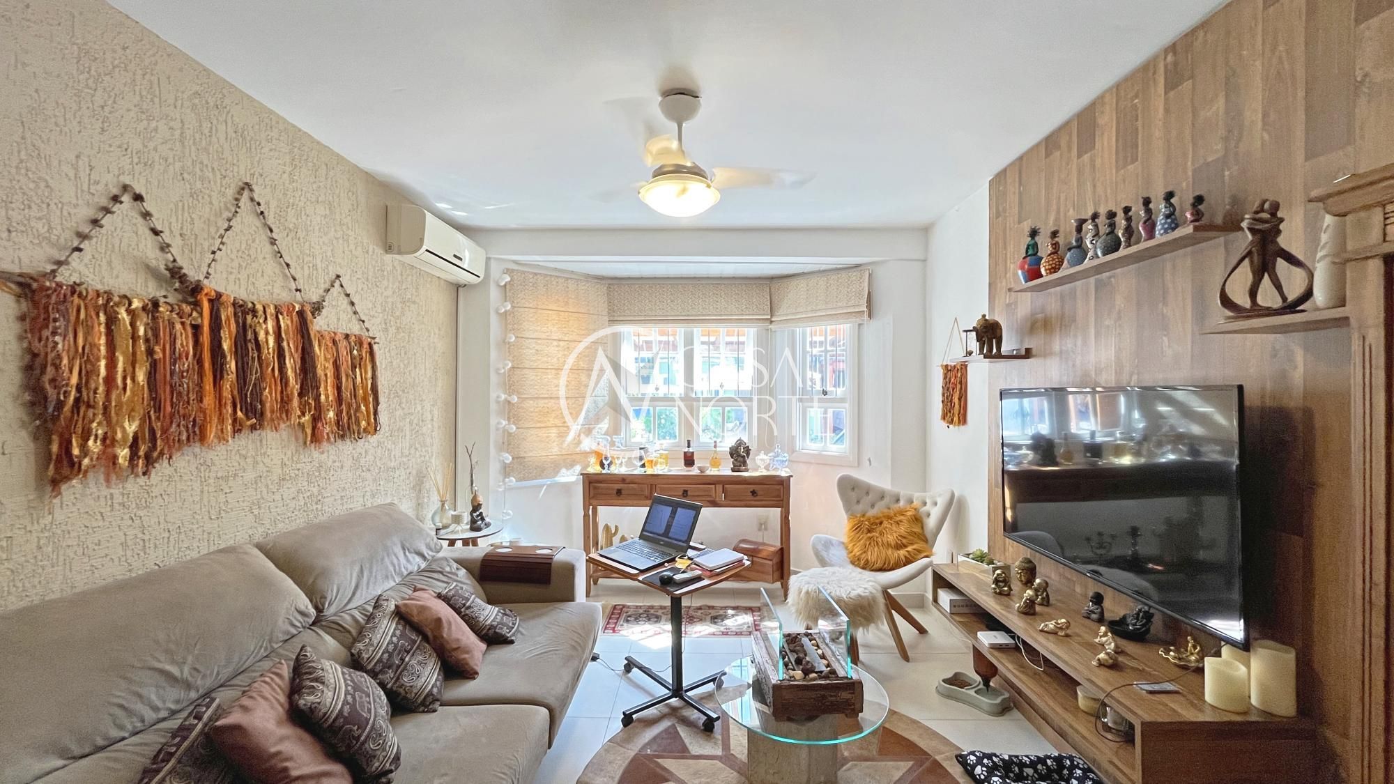 Casa de Condomínio à venda com 3 quartos, 162m², 1 suíte, 2 vagas, Rua Osório Mendes Ouriques no bairro Guarujá em Porto Alegre