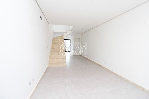 Casa à venda com 2 quartos, 96m², 2 suítes, 2 vagas, Rua Manoel Braga Gastal no bairro Hípica em Porto Alegre