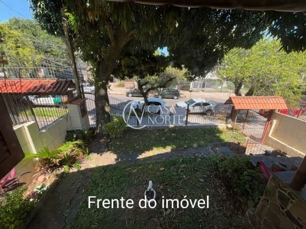 Casa à venda com 3 quartos, 190m², 5 vagas, Rua Camaquã no bairro Camaquã em Porto Alegre