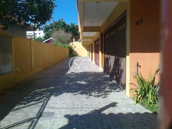 Casa à venda com 3 quartos, 193m², 1 suíte, 2 vagas, Rua Jamil Antônio José no bairro Nonoai em Porto Alegre