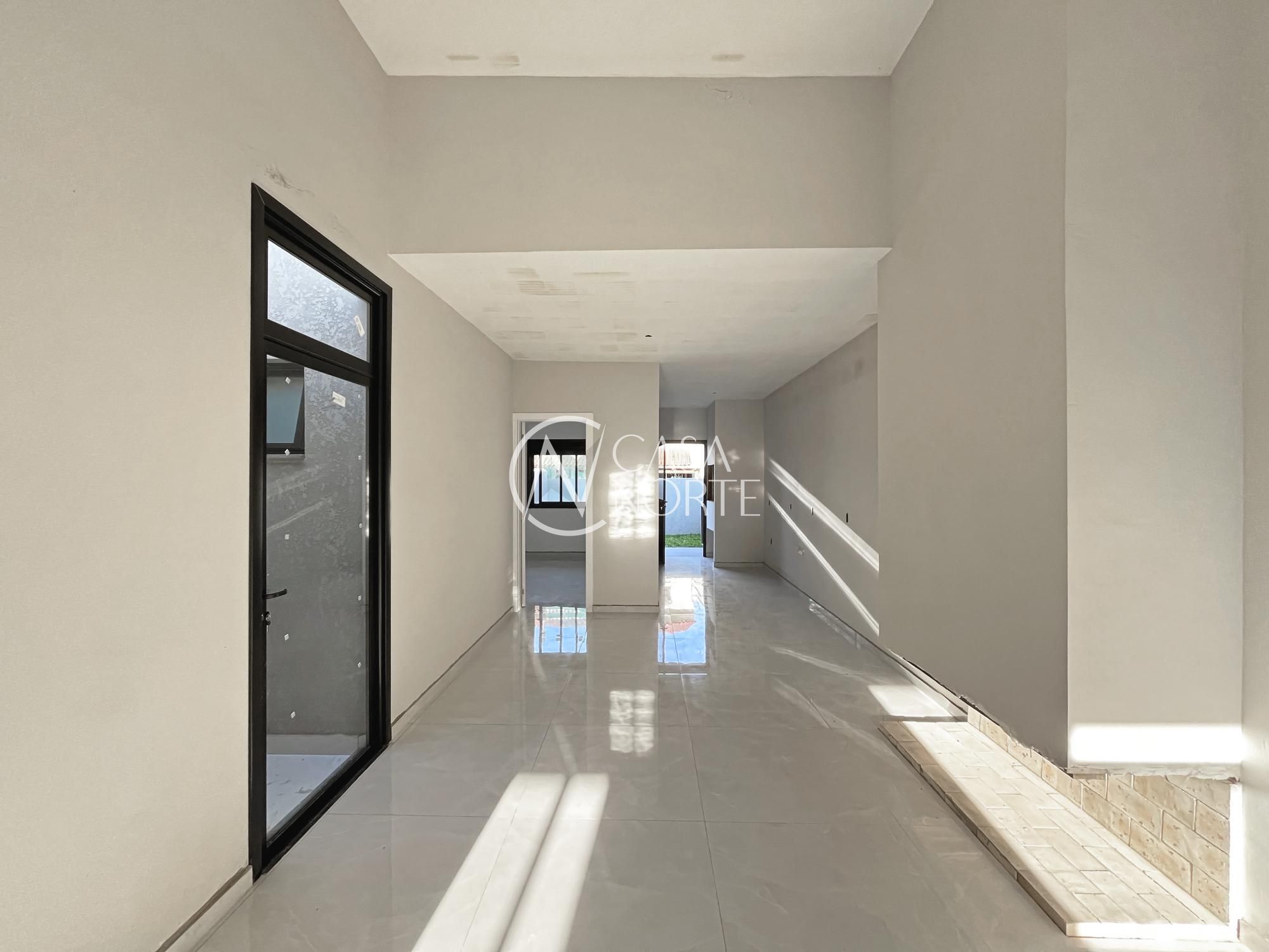 Casa à venda com 2 quartos, 80m², 1 suíte, 2 vagas, Rua Hilário Gonçalves Pinha no bairro Hípica em Porto Alegre