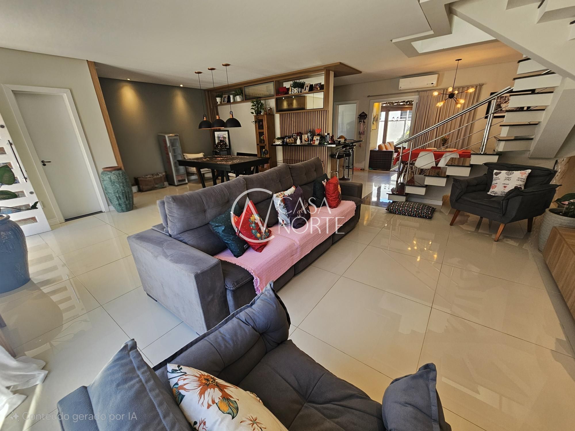 Casa de Condomínio à venda com 3 quartos, 172m², 3 suítes, 2 vagas, Rua Eroni Soares Machado no bairro Hípica em Porto Alegre