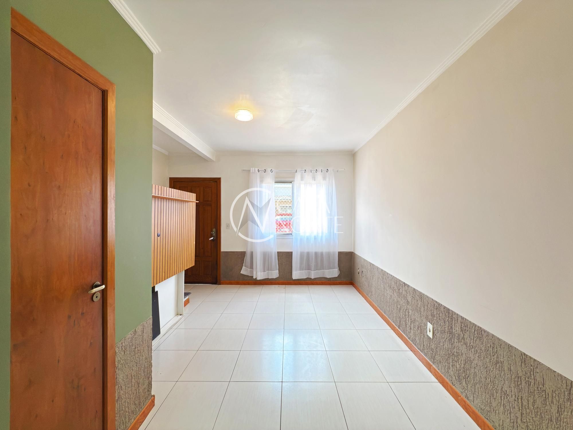 Casa de Condomínio à venda com 2 quartos, 97m², 1 vaga, Rua Dorival Castilhos Machado no bairro Aberta dos Morros em Porto Alegre