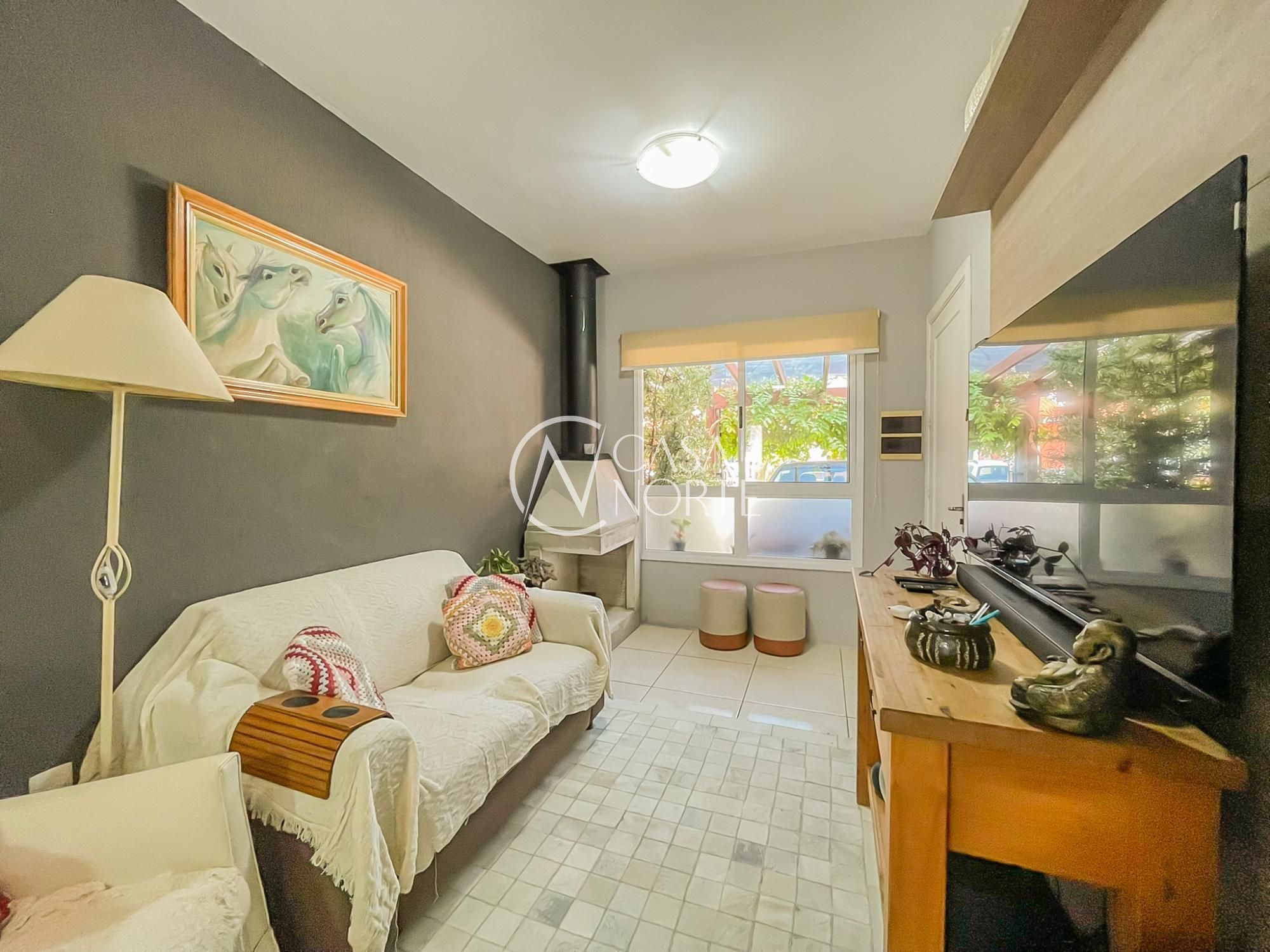 Casa de Condomínio à venda com 2 quartos, 102m², 2 vagas, Rua Embira no bairro Hípica em Porto Alegre