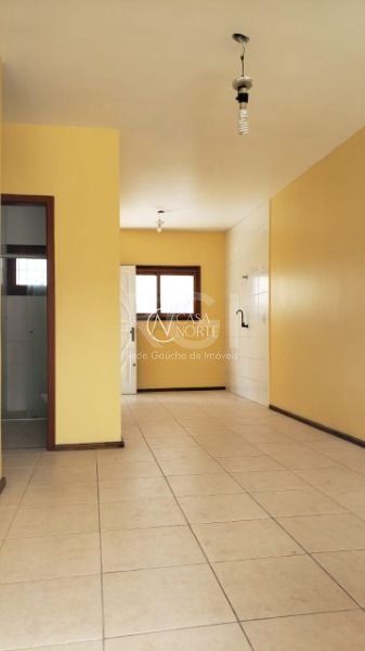 Casa à venda com 2 quartos, 54m², 2 vagas, Avenida Nossa Senhora de Guadalupe no bairro Hípica em Porto Alegre