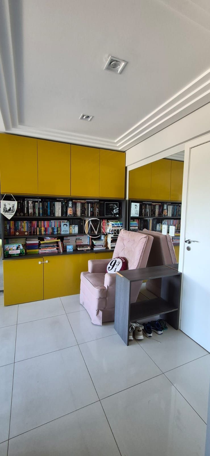 Apartamento à venda com 3 quartos, 71m², 1 suíte, 1 vaga, Avenida da Cavalhada no bairro Cavalhada em Porto Alegre