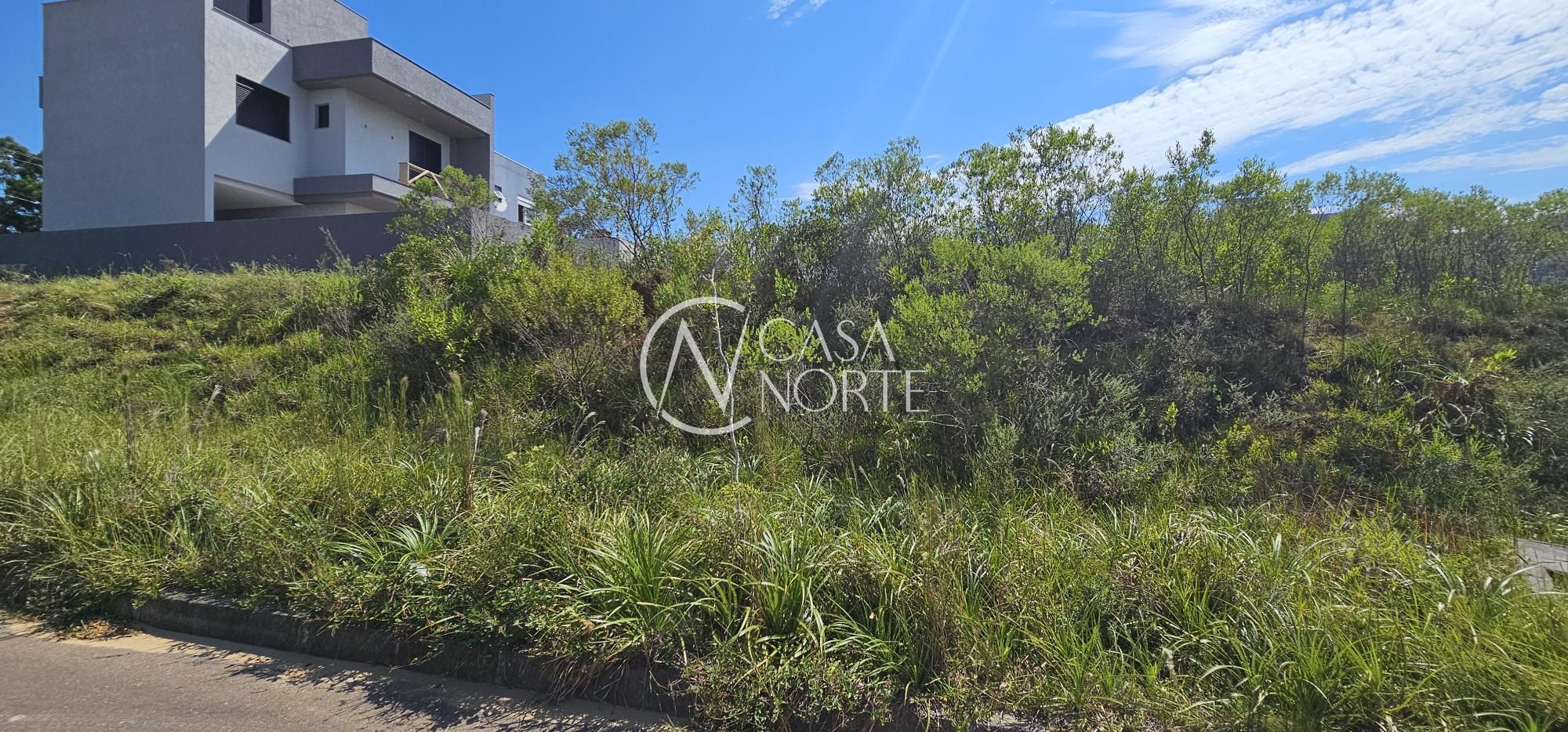 Terreno à venda  com 148m², Rua Maria Lídia Magliani no bairro Campo Novo em Porto Alegre