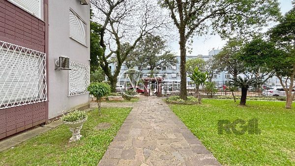 Apartamento à venda com 1 quarto, 37m², Rua Padre Ângelo Corso no bairro Cavalhada em Porto Alegre