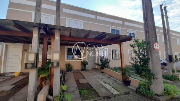 Casa de Condomínio à venda com 2 quartos, 82m², 1 vaga, Rua Capitao Pedroso no bairro Restinga em Porto Alegre