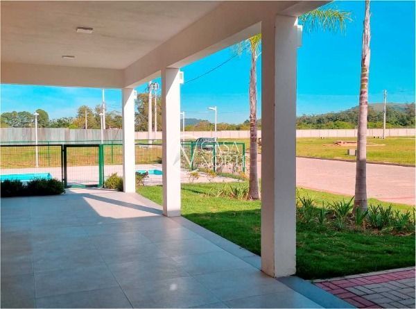 Terreno à venda  com 138m², Rua Lucindo Antônio Bottin no bairro Hípica em Porto Alegre