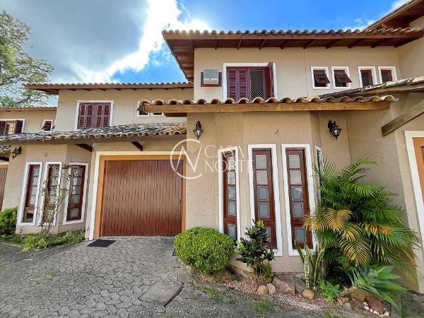 Casa de Condomínio à venda com 3 quartos, 229m², 1 suíte, 3 vagas, Travessa Alfredo Magalhães no bairro Ipanema em Porto Alegre