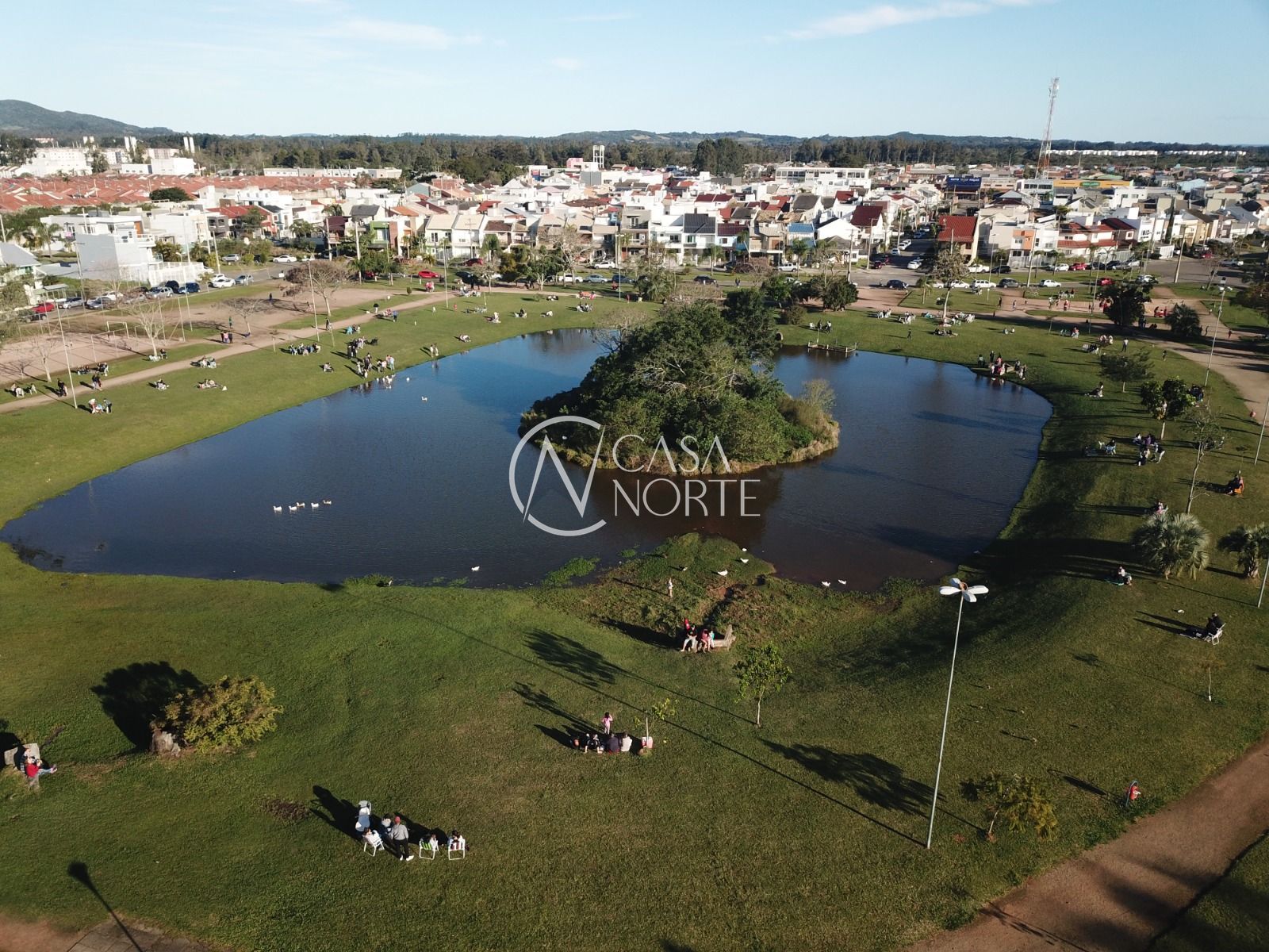 Terreno à venda  com 178m², Rua Jean Vardaramatos no bairro Hípica em Porto Alegre
