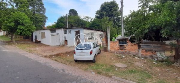 Terreno à venda  com 1742m², Avenida Capivari no bairro Cristal em Porto Alegre