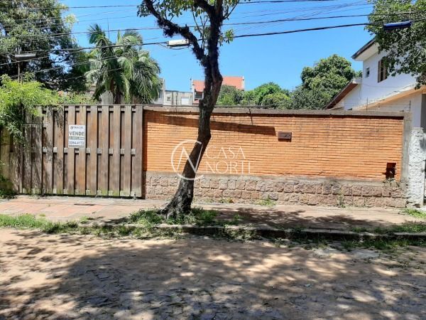 Terreno à venda  com 640m², Rua João Ribeiro de Barros no bairro Espírito Santo em Porto Alegre