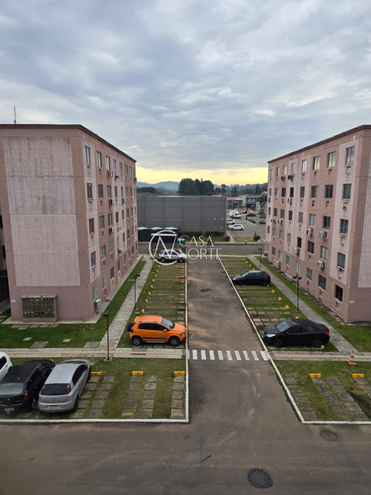 Apartamento à venda com 2 quartos, 41m², 1 vaga, Rua José Iuchno no bairro Hípica em Porto Alegre