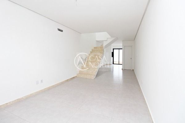 Casa à venda com 2 quartos, 96m², 2 suítes, 2 vagas, Rua Manoel Braga Gastal no bairro Hípica em Porto Alegre