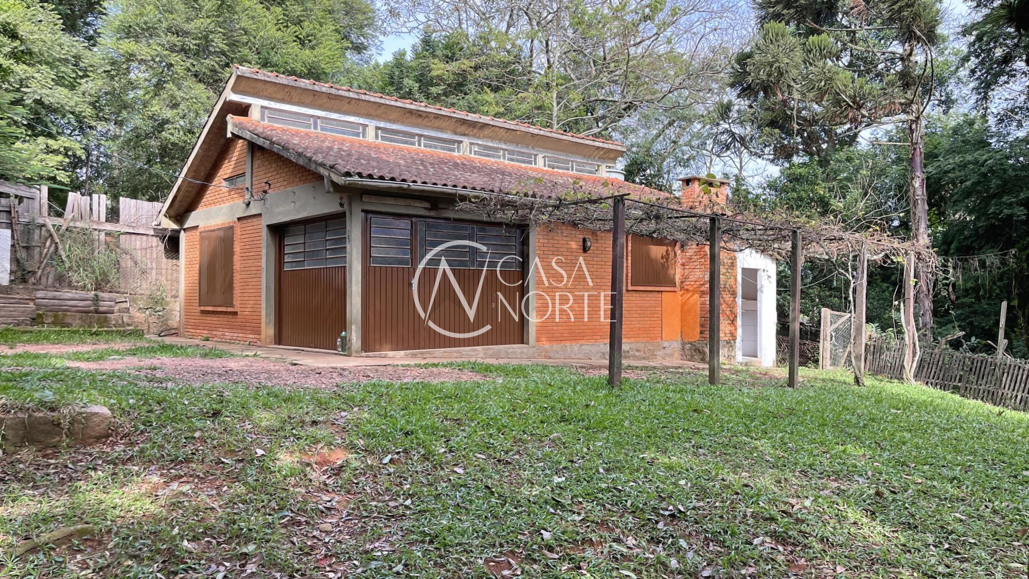 Casa à venda com 1 quarto, 100m², 1 vaga, Estrada Júlio Antônio Pereira no bairro Hípica em Porto Alegre