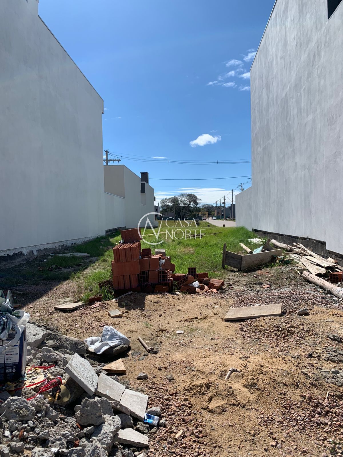 Terreno à venda  com 147m², Juca Batista no bairro Hípica em Porto Alegre