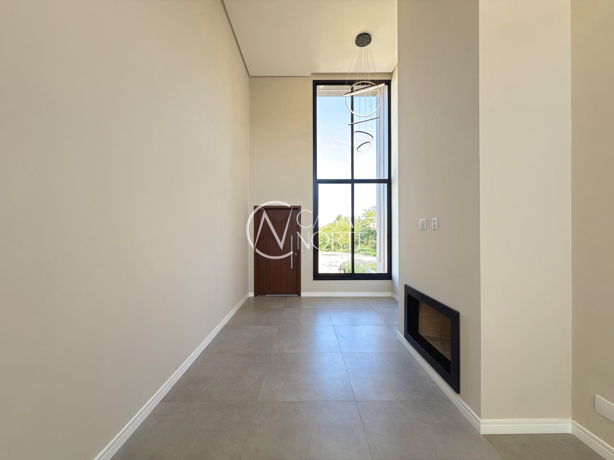 Casa à venda com 3 quartos, 111m², 3 suítes, 2 vagas, Rua Sete Mil Duzentos e Dois no bairro Hípica em Porto Alegre