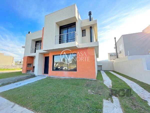 Casa à venda com 3 quartos, 147m², 1 suíte, 2 vagas, Rua Jean Vardaramatos no bairro Hípica em Porto Alegre