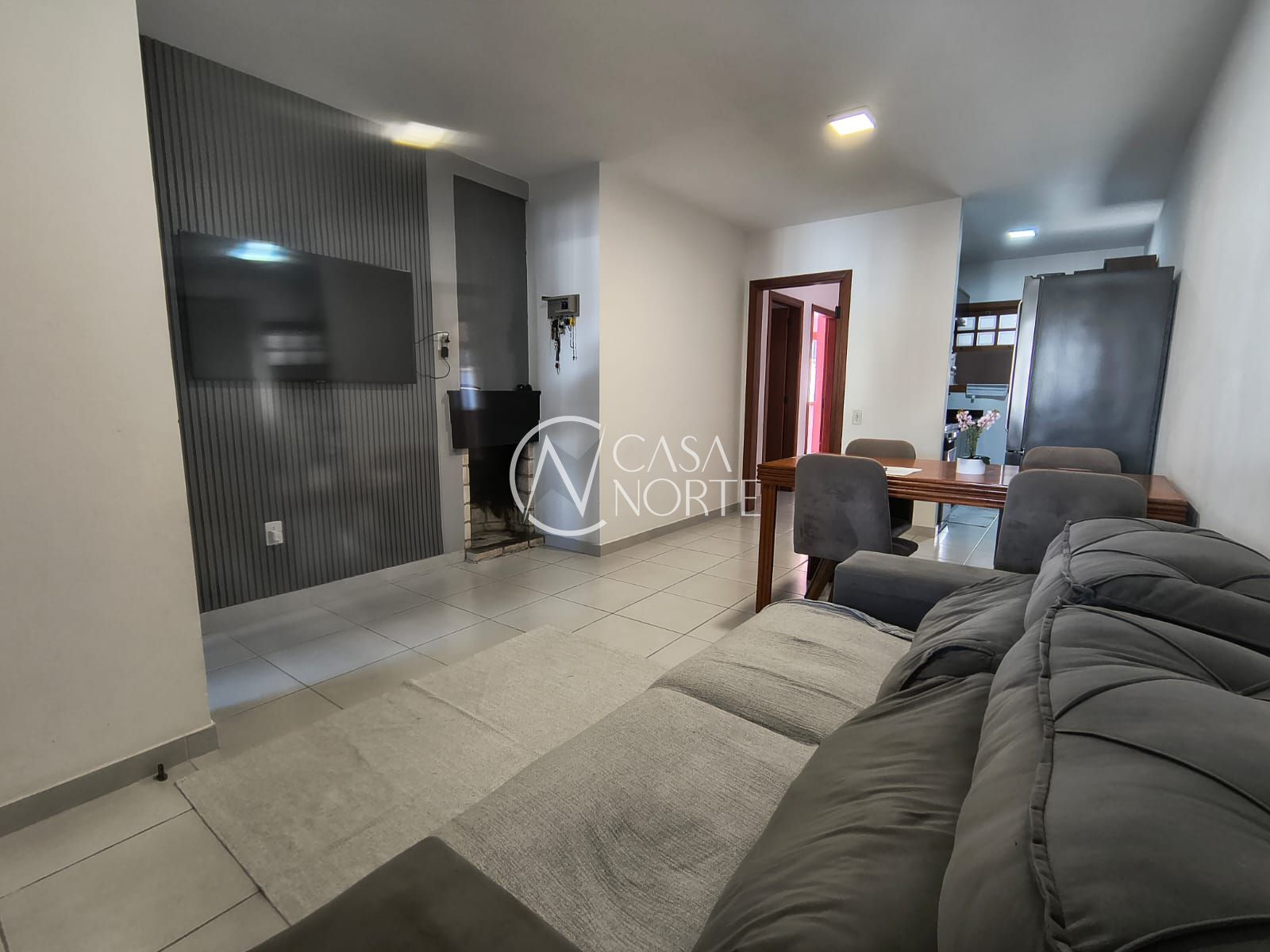 Casa à venda com 3 quartos, 85m², 1 suíte, 1 vaga, Rua Santos Zottis no bairro Hípica em Porto Alegre