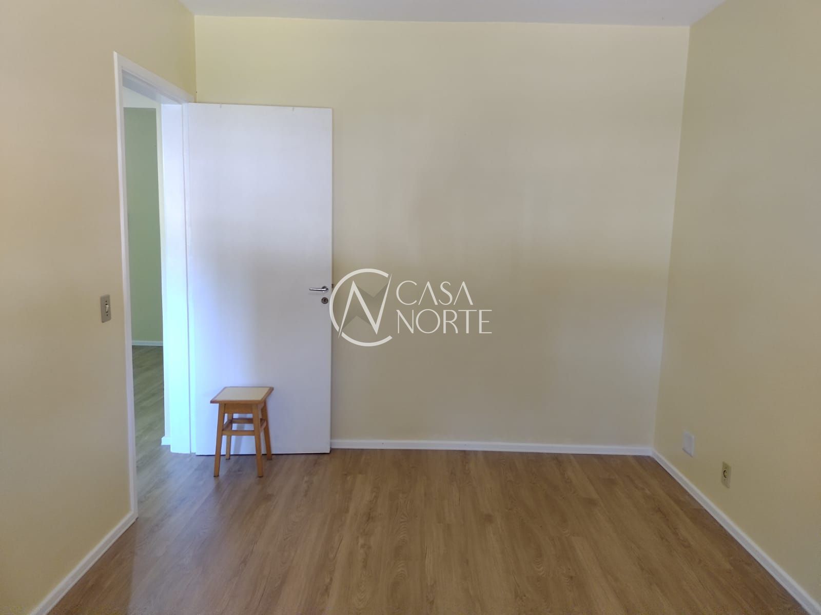 Apartamento à venda com 2 quartos, 67m², 1 vaga, Avenida Teresópolis no bairro Teresópolis em Porto Alegre