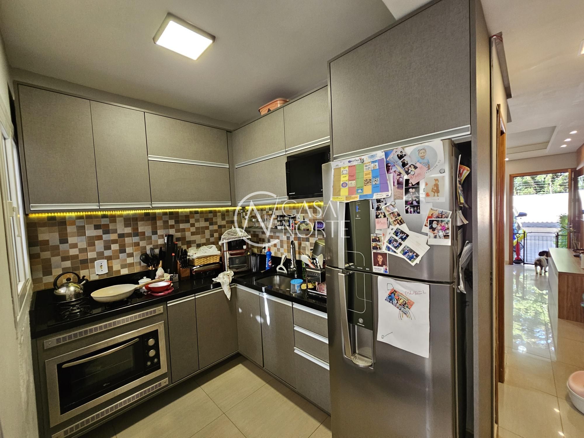 Casa de Condomínio à venda com 2 quartos, 110m², 1 vaga, Rua Júlio Dias de Souza no bairro Aberta dos Morros em Porto Alegre