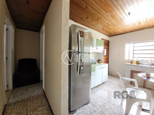 Casa à venda com 5 quartos, 110m², 3 vagas, Avenida Ignes E. Fagundes no bairro Restinga em Porto Alegre