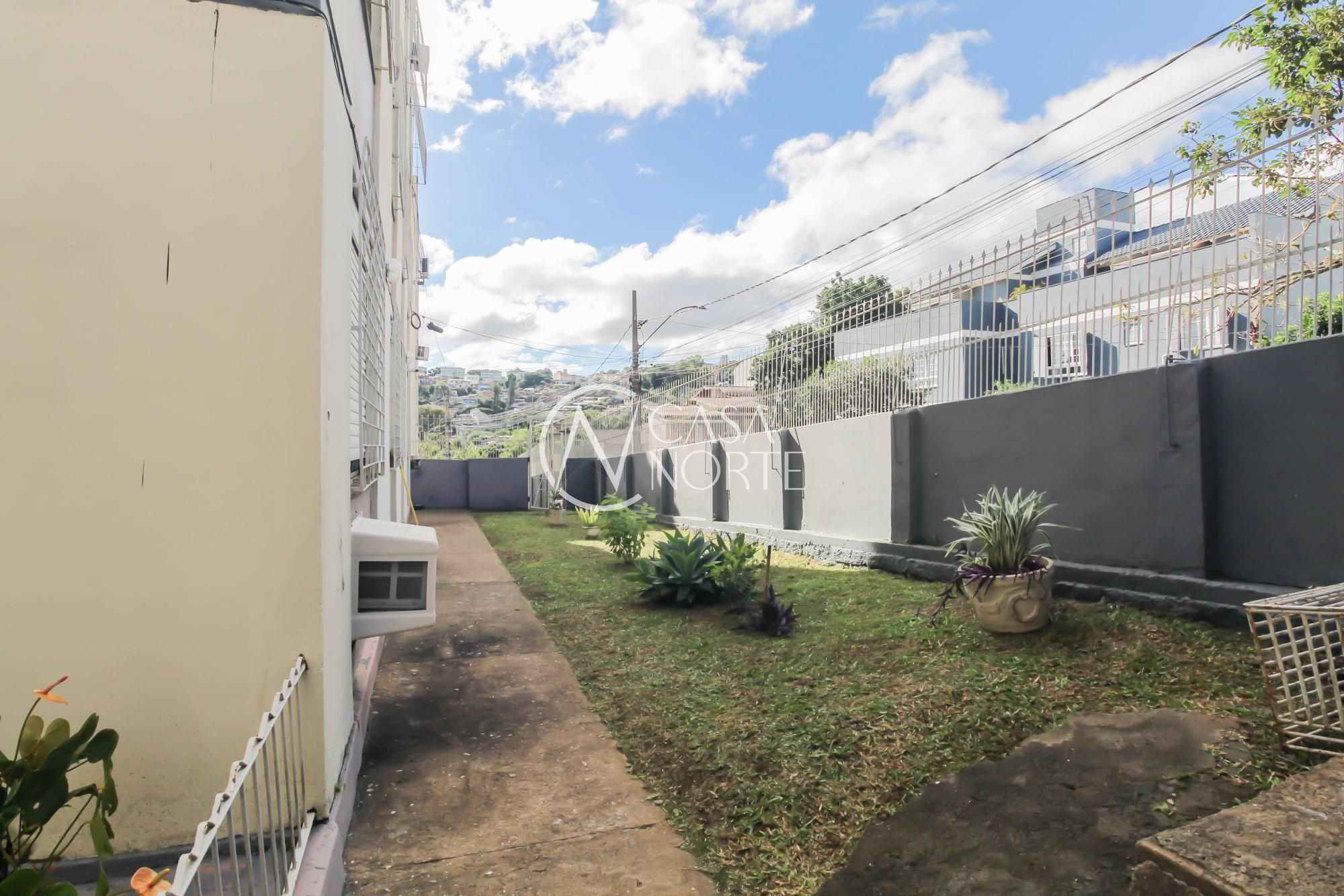 Apartamento à venda com 1 quarto, 35m², 1 vaga, Avenida Quaraí no bairro Nonoai em Porto Alegre