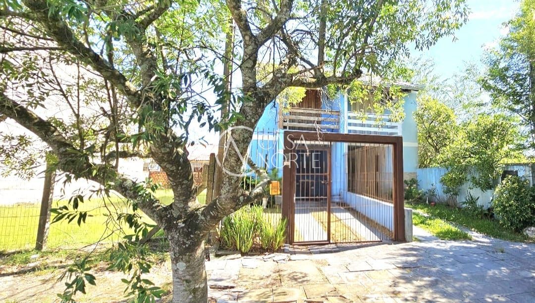 Casa à venda com 2 quartos, 77m², 2 vagas, Rua Maria Lourdes Willms no bairro Hípica em Porto Alegre