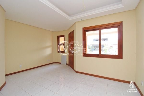 Casa à venda com 3 quartos, 115m², 1 suíte, 1 vaga, Rua Alexio Fagherazzi no bairro Hípica em Porto Alegre