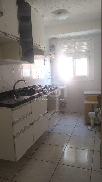 Apartamento à venda com 2 quartos, 47m², 1 vaga, Rua Soely Nunes Rosa no bairro Restinga em Porto Alegre
