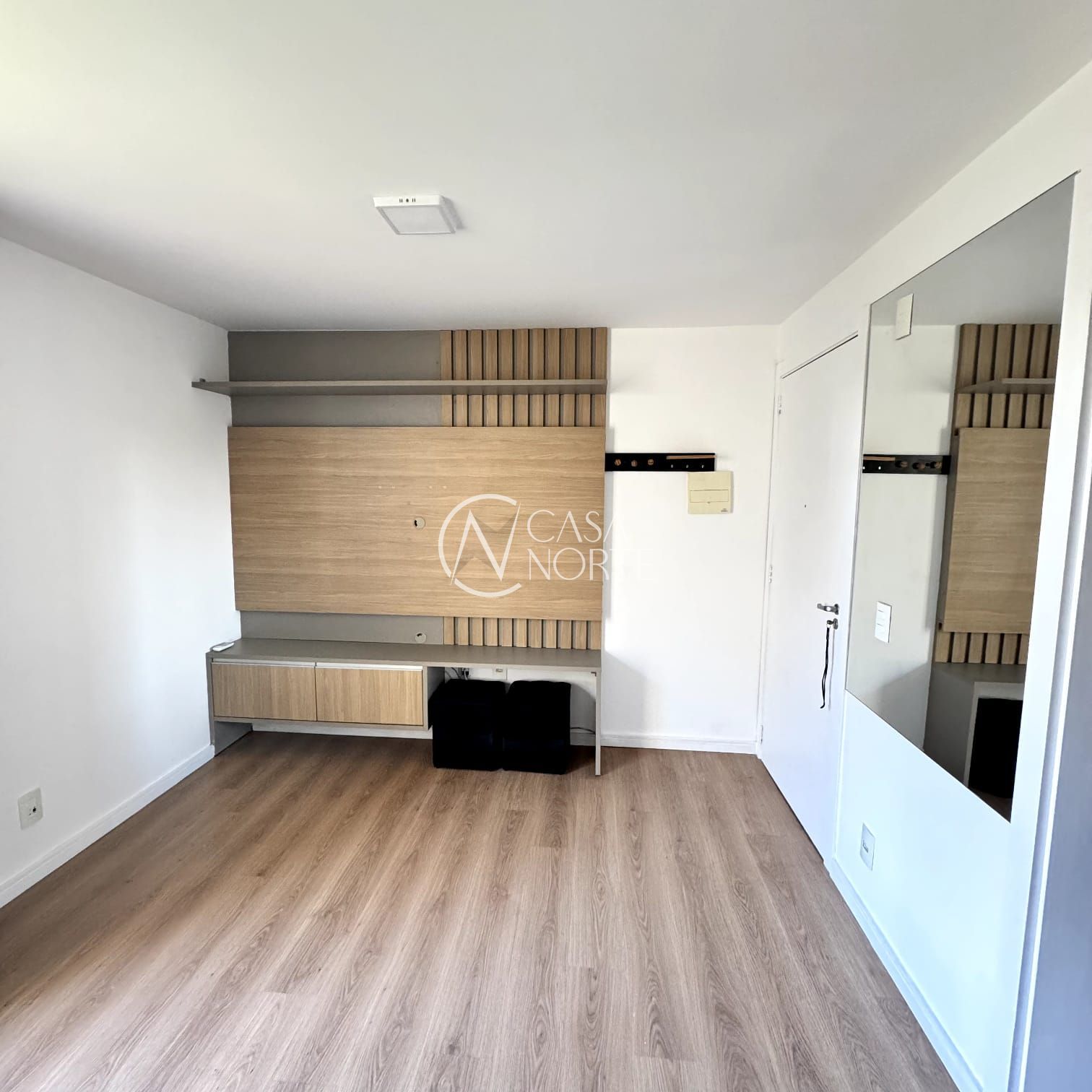 Apartamento à venda com 3 quartos, 56m², 1 vaga, Avenida Juca Batista no bairro Hípica em Porto Alegre