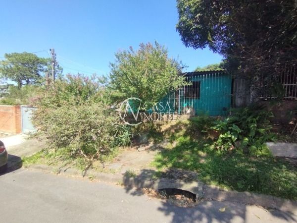 Casa à venda com 2 quartos, 60m², 1 vaga, Rua Oswaldo Olmiro Machado no bairro Ipanema em Porto Alegre