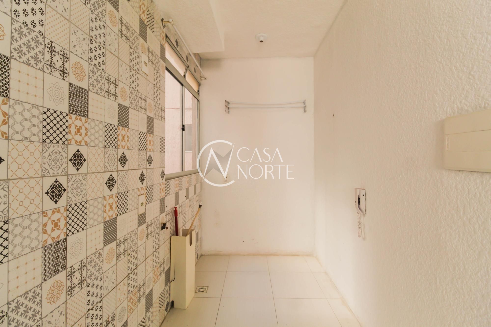 Apartamento à venda com 2 quartos, 40m², 1 vaga, Rua José Iuchno no bairro Hípica em Porto Alegre