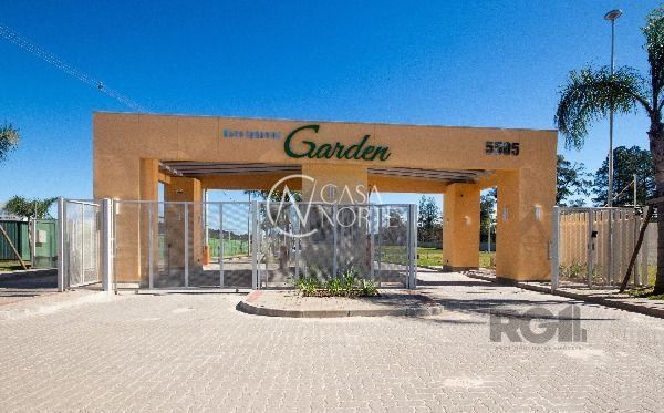 Terreno à venda  com 147m², Avenida Juca Batista no bairro Hípica em Porto Alegre