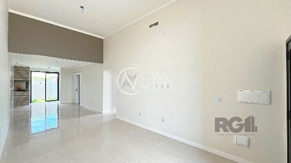 Casa de Condomínio à venda com 3 quartos, 95m², 1 suíte, 1 vaga, Avenida Juca Batista no bairro Hípica em Porto Alegre