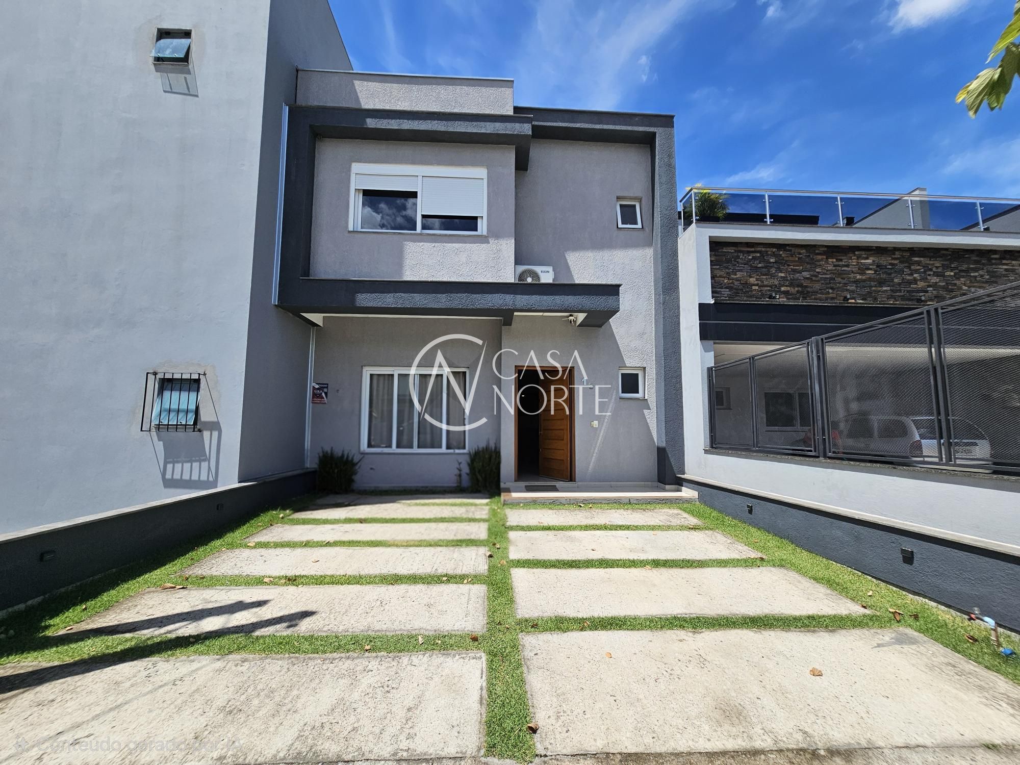 Casa à venda com 3 quartos, 141m², 3 suítes, 3 vagas, Rua Sete Mil Duzentos e Dois no bairro Hípica em Porto Alegre