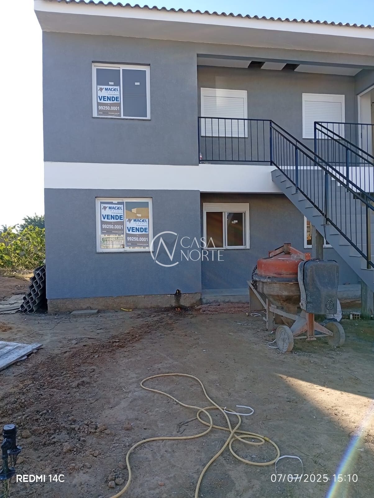 Casa à venda com 2 quartos, 44m², 1 vaga, Rua José Iuchno no bairro Hípica em Porto Alegre