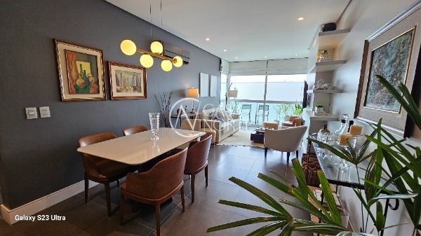 Apartamento à venda com 2 quartos, 84m², 1 suíte, 3 vagas, Rua Moema no bairro Chácara das Pedras em Porto Alegre