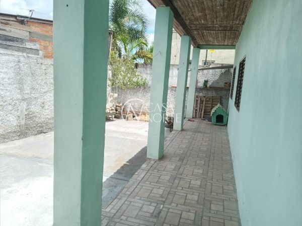 Terreno à venda  com 379m², Rua Albertina Paz no bairro Restinga em Porto Alegre