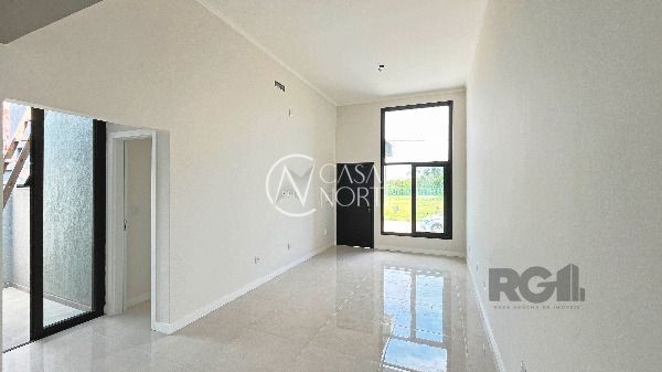 Casa de Condomínio à venda com 3 quartos, 95m², 1 suíte, 1 vaga, Avenida Juca Batista no bairro Hípica em Porto Alegre