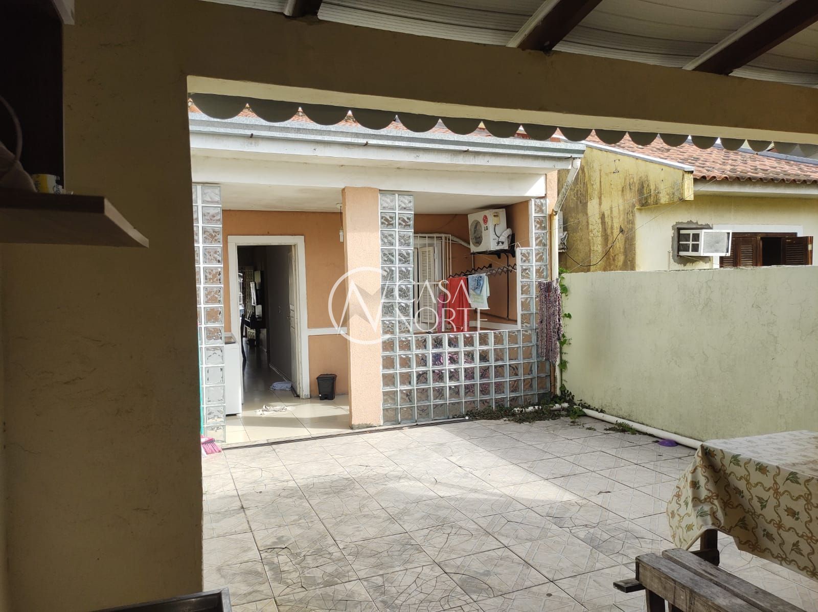 Casa à venda com 2 quartos, 58m², 1 vaga, Rua Antônio Jorge da Silva no bairro Hípica em Porto Alegre