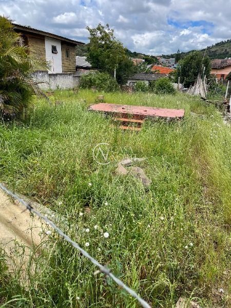 Terreno à venda  com 370m², Avenida da Serraria no bairro Espírito Santo em Porto Alegre