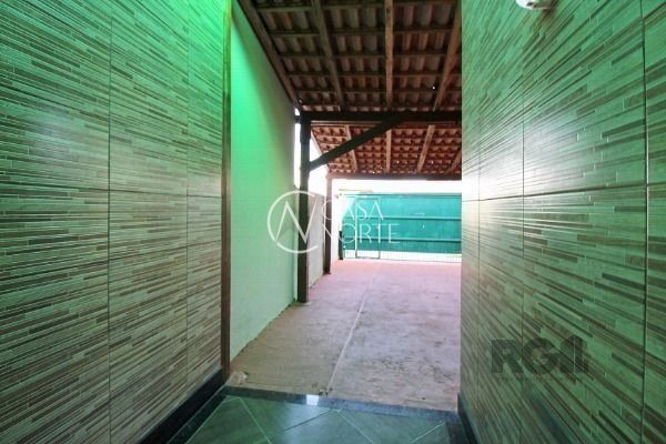 Casa à venda com 2 quartos, 70m², 2 vagas, Rua Professora Doutora Hebe Tourinho no bairro Aberta dos Morros em Porto Alegre