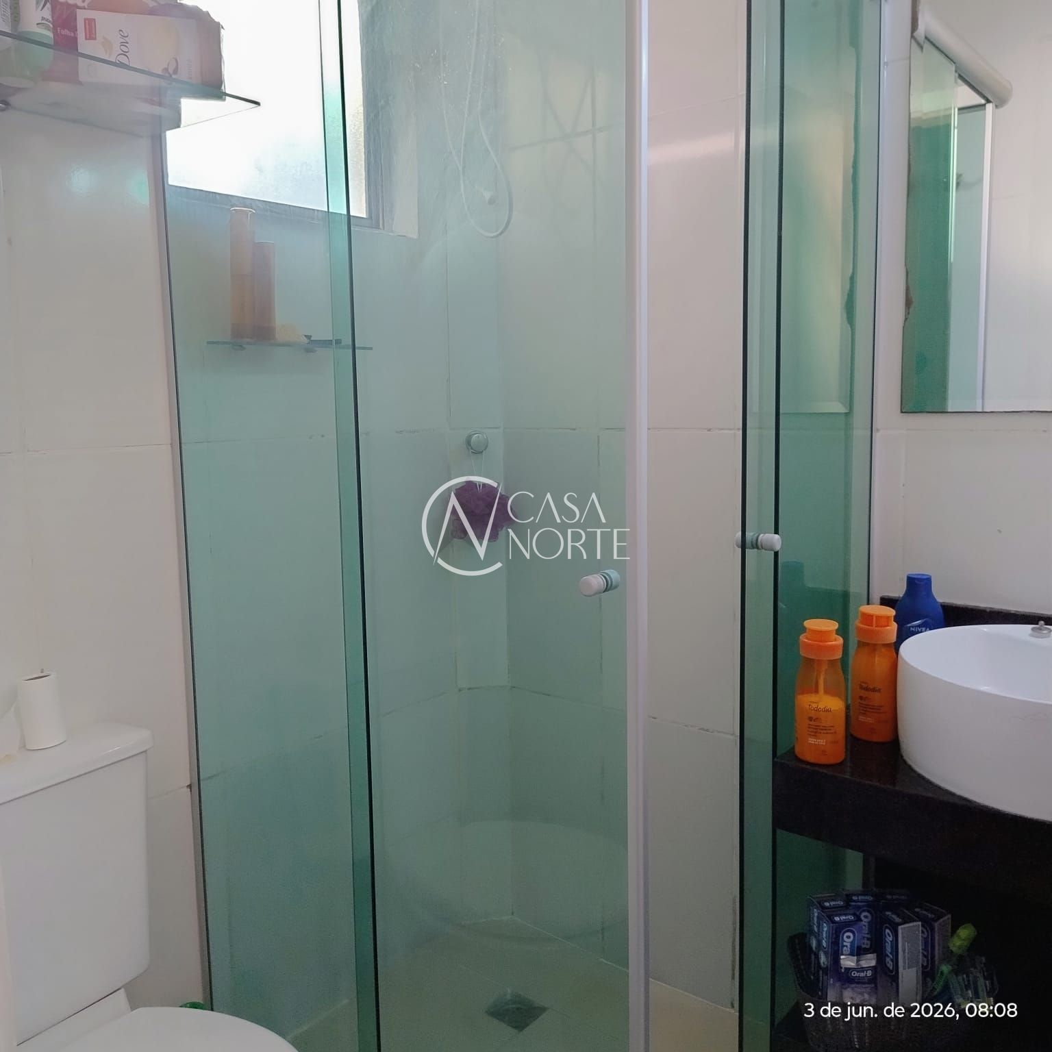 Apartamento à venda com 2 quartos, 43m², 1 vaga, Rua Império no bairro Vila Nova em Porto Alegre