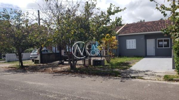 Casa à venda com 2 quartos, 54m², 2 vagas, Avenida Nossa Senhora de Guadalupe no bairro Hípica em Porto Alegre